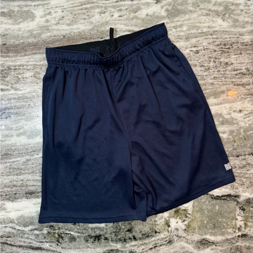 Men’s athletic shorts size large blue